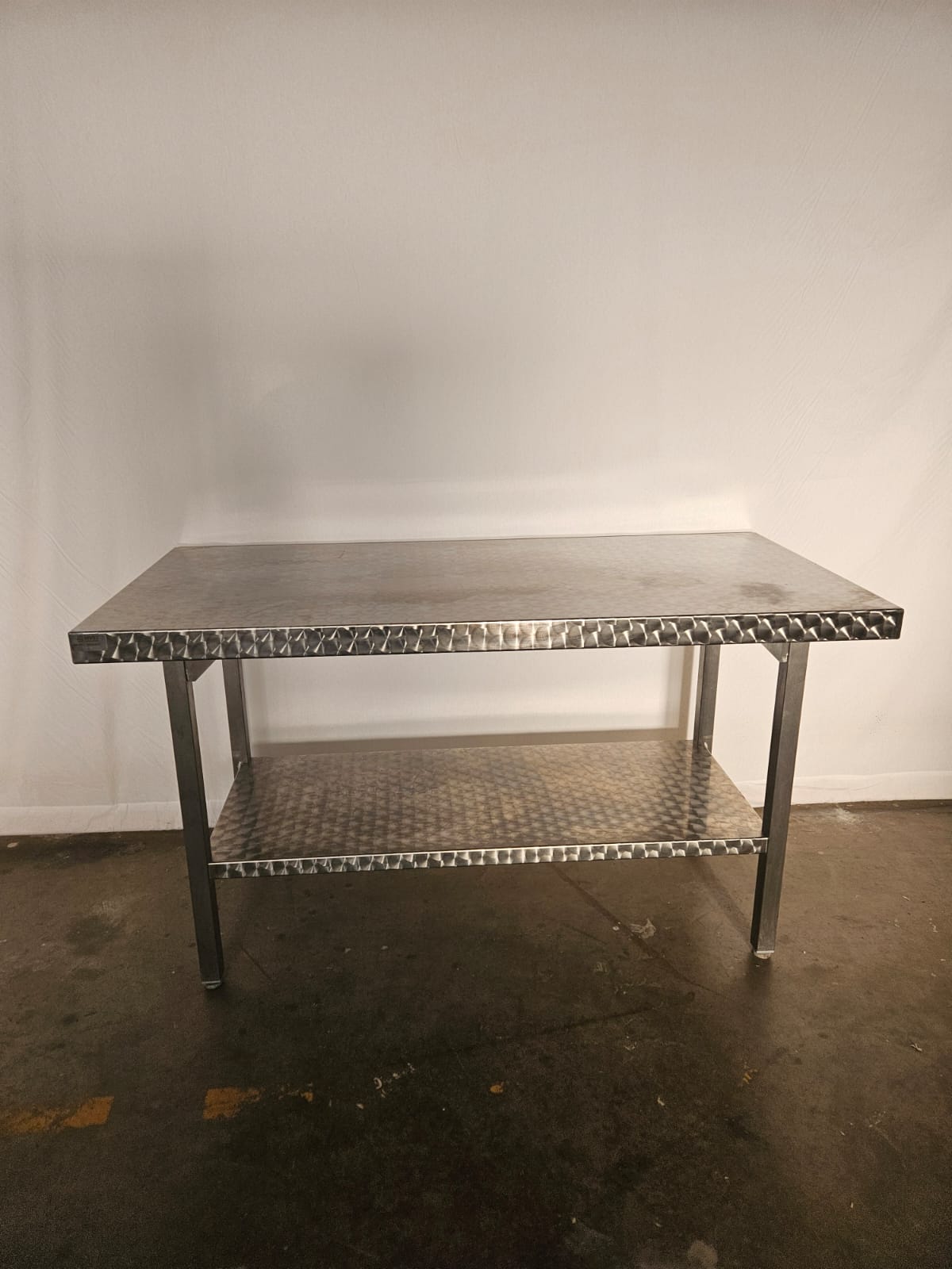 Arbeitstisch mit Ablageboden 1500x700x850mm