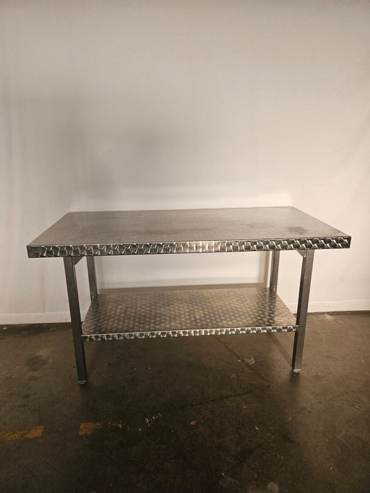 Arbeitstisch mit Ablageboden 1500x700x850mm