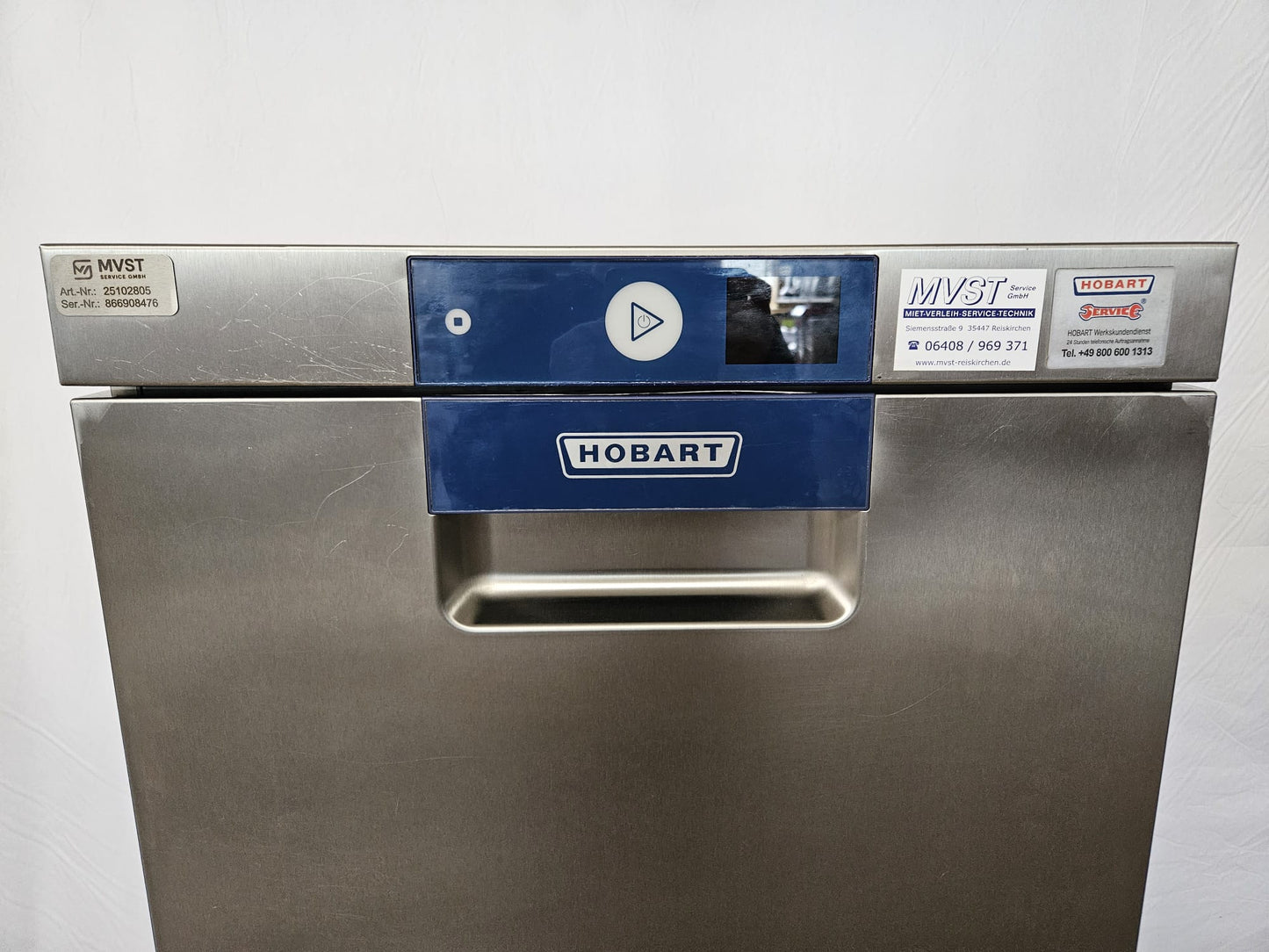 Spülmaschine Hobart FXLS auf fahrb. Untergestell