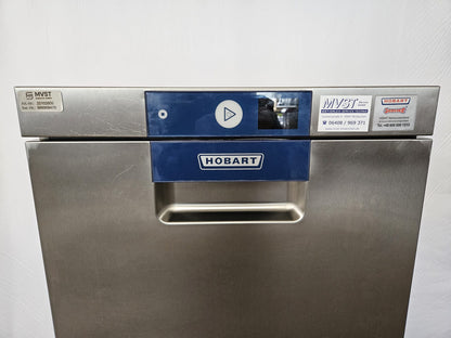 Spülmaschine Hobart FXLS auf fahrb. Untergestell
